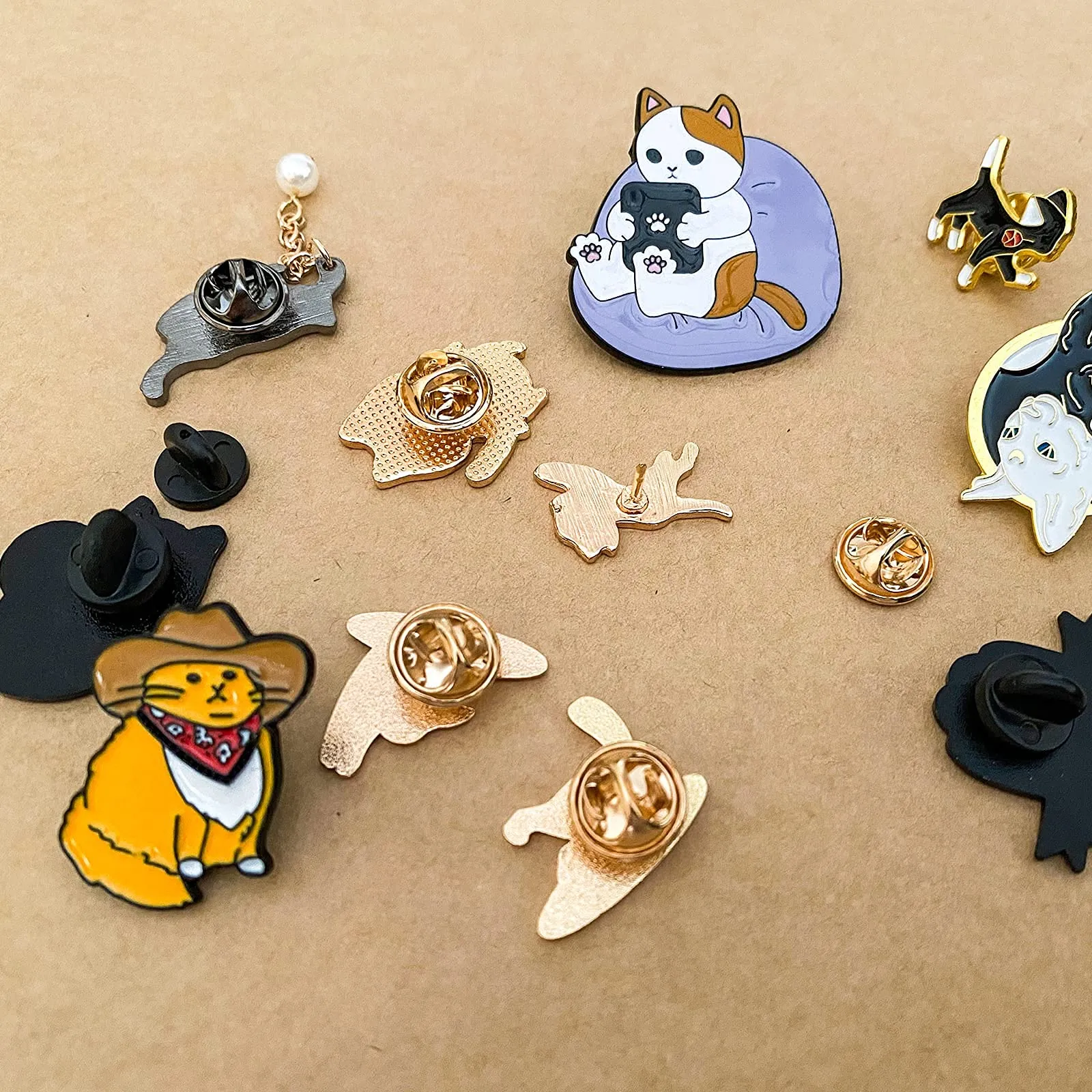 11Pcs Cat Cute Pins Sets Cartoon Enamel Pins Brooch for cat lovers Lapel Pins Badges Accessories Gifts
