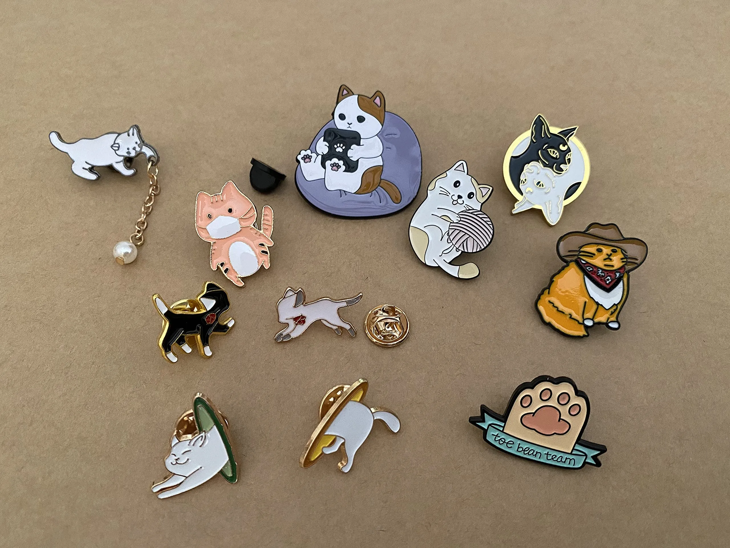 11Pcs Cat Cute Pins Sets Cartoon Enamel Pins Brooch for cat lovers Lapel Pins Badges Accessories Gifts