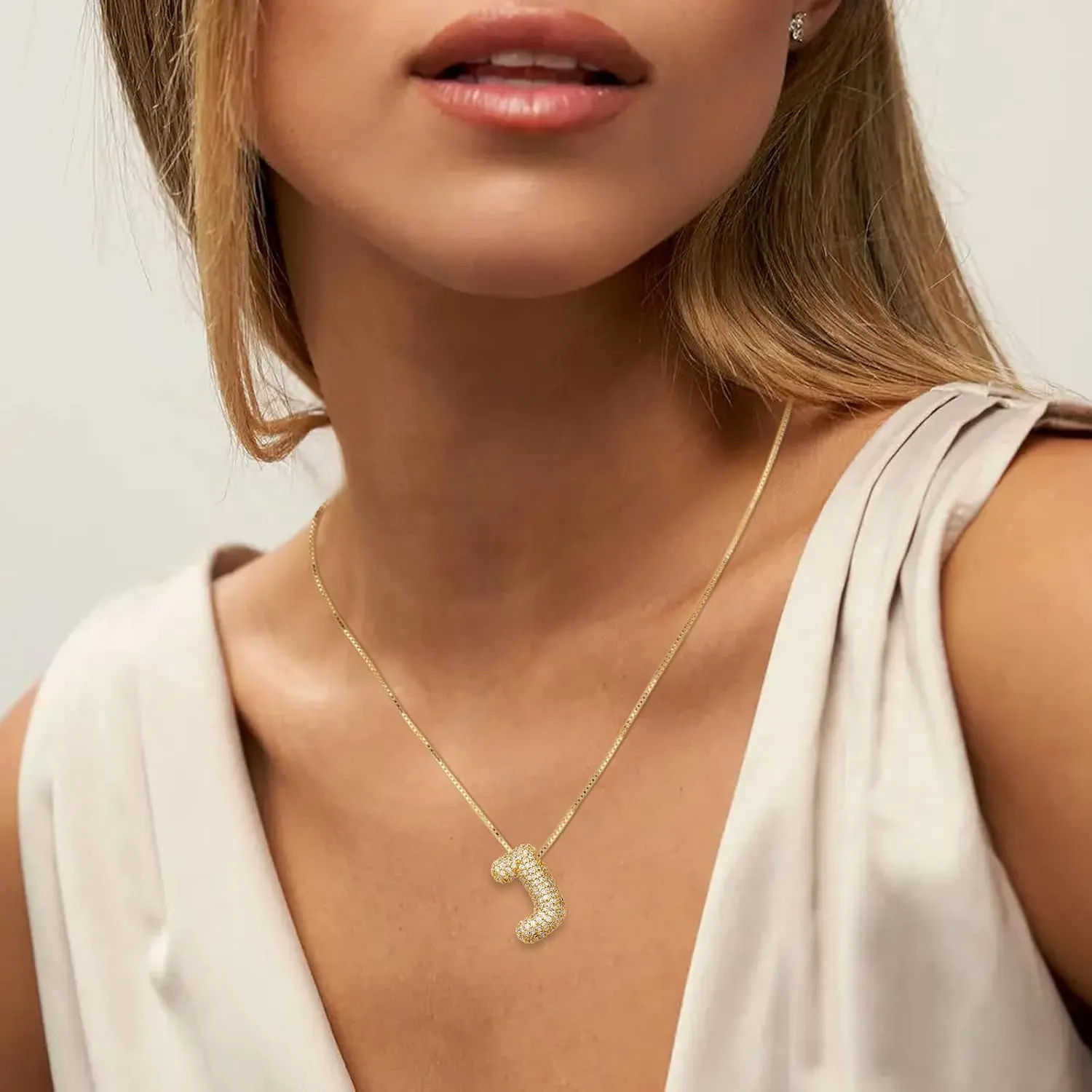 18K Bubble Letter Necklace Gold for Women, Initial Necklaces Rhinestone Chunky Bubble Letter Necklace as Birthday Gifts Charm Puff Name Pendant Alphabet Necklaces Non Tarnish Gold Plated Jewelry