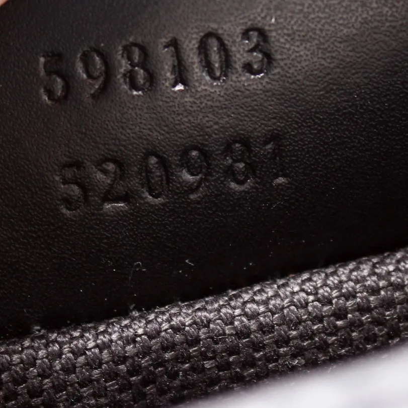598103 GG Supreme Messenger