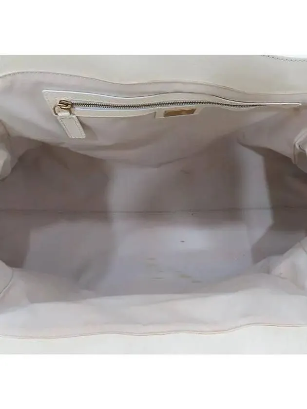 8BN206 Shoulder Bag