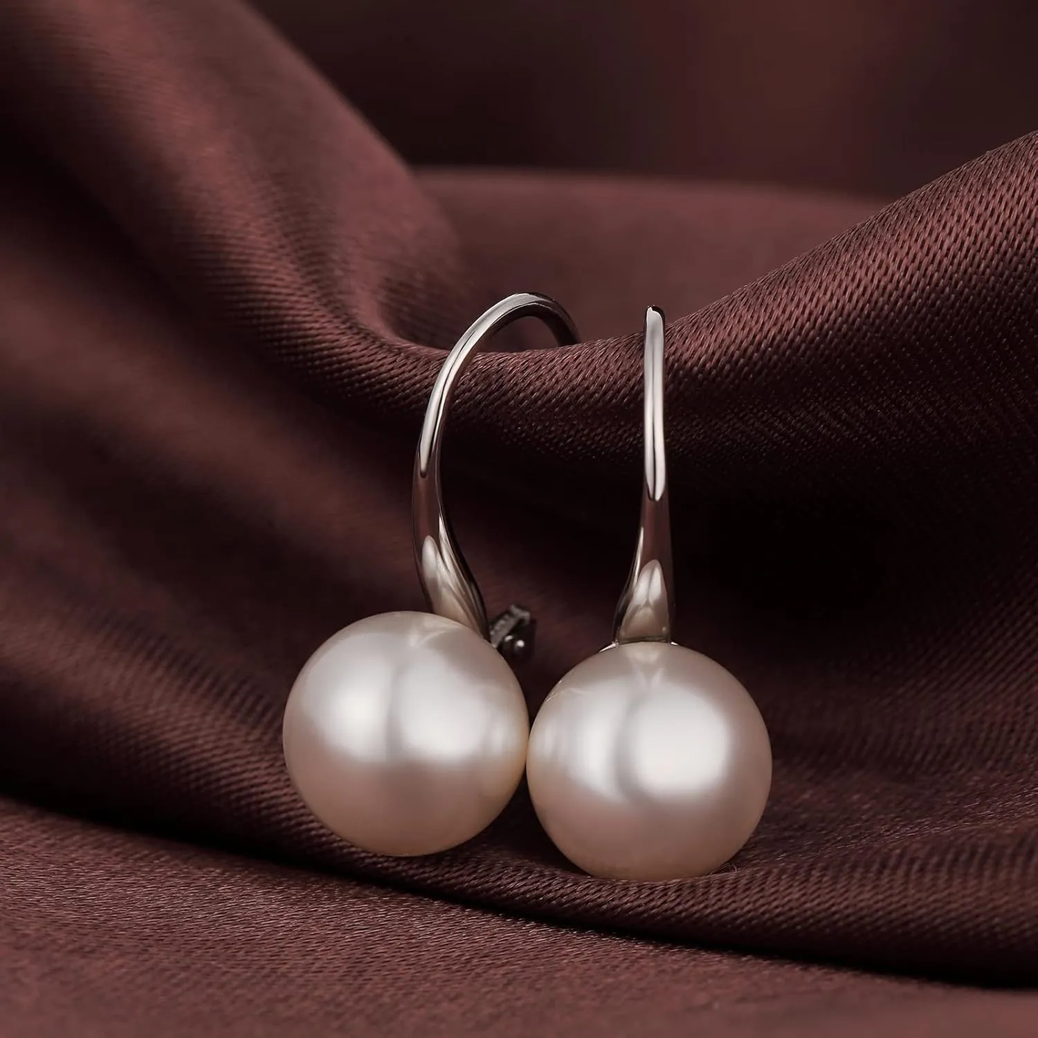 925 Sterling Silver Pearl Leverback Earrings for Women, Platinum-Plated Pearl Dangle Drop Earrings Simulated White Pearl 10MM