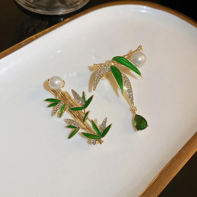 Ajojewel Green Leaf Bamboo Brooch Rhinestone Crystal Costume Jewelry Chinese Style Pearl Brooches