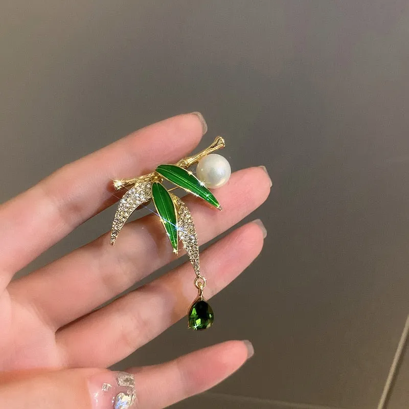 Ajojewel Green Leaf Bamboo Brooch Rhinestone Crystal Costume Jewelry Chinese Style Pearl Brooches