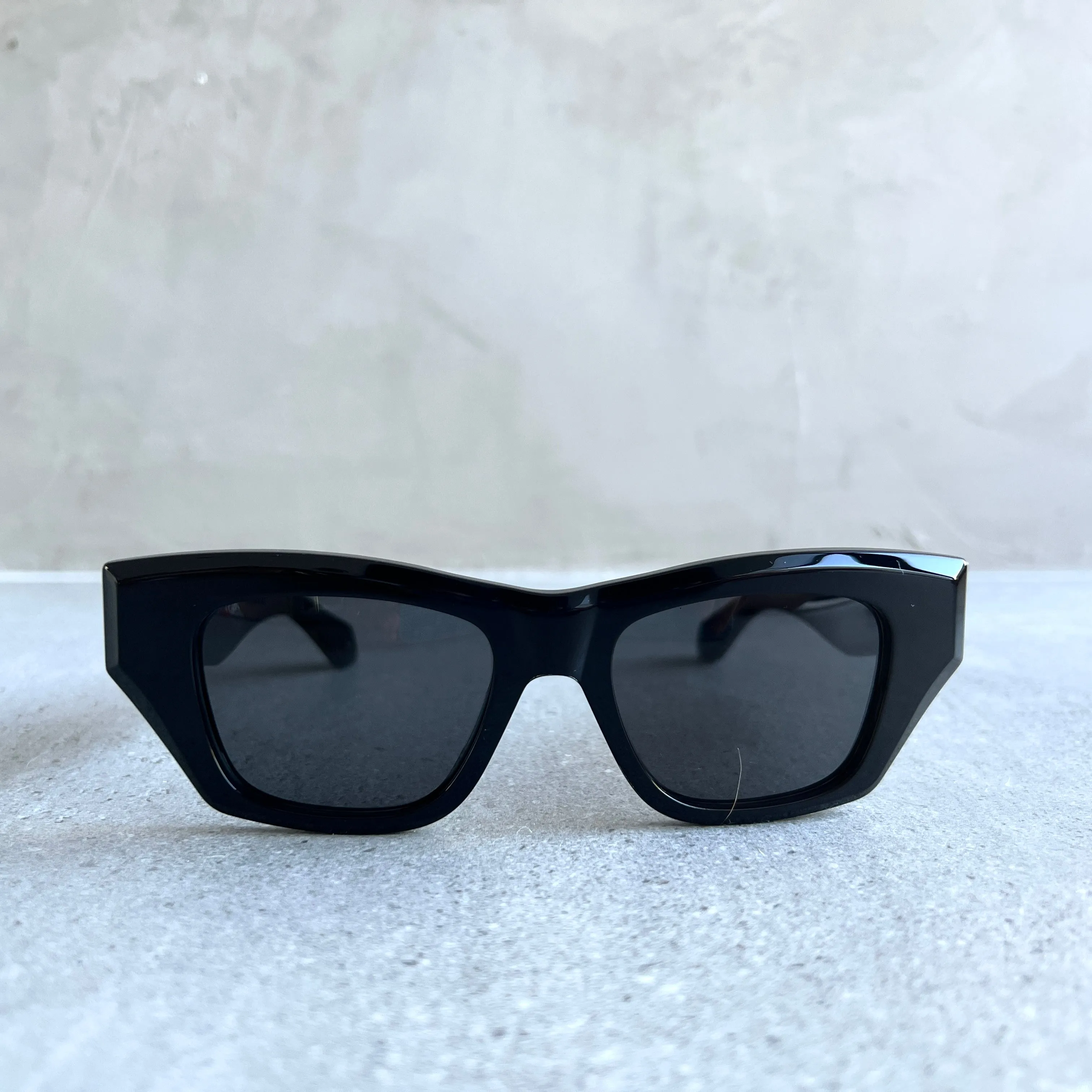 Alaïa AA0074S Square Cat-Eye Sunglasses, Black