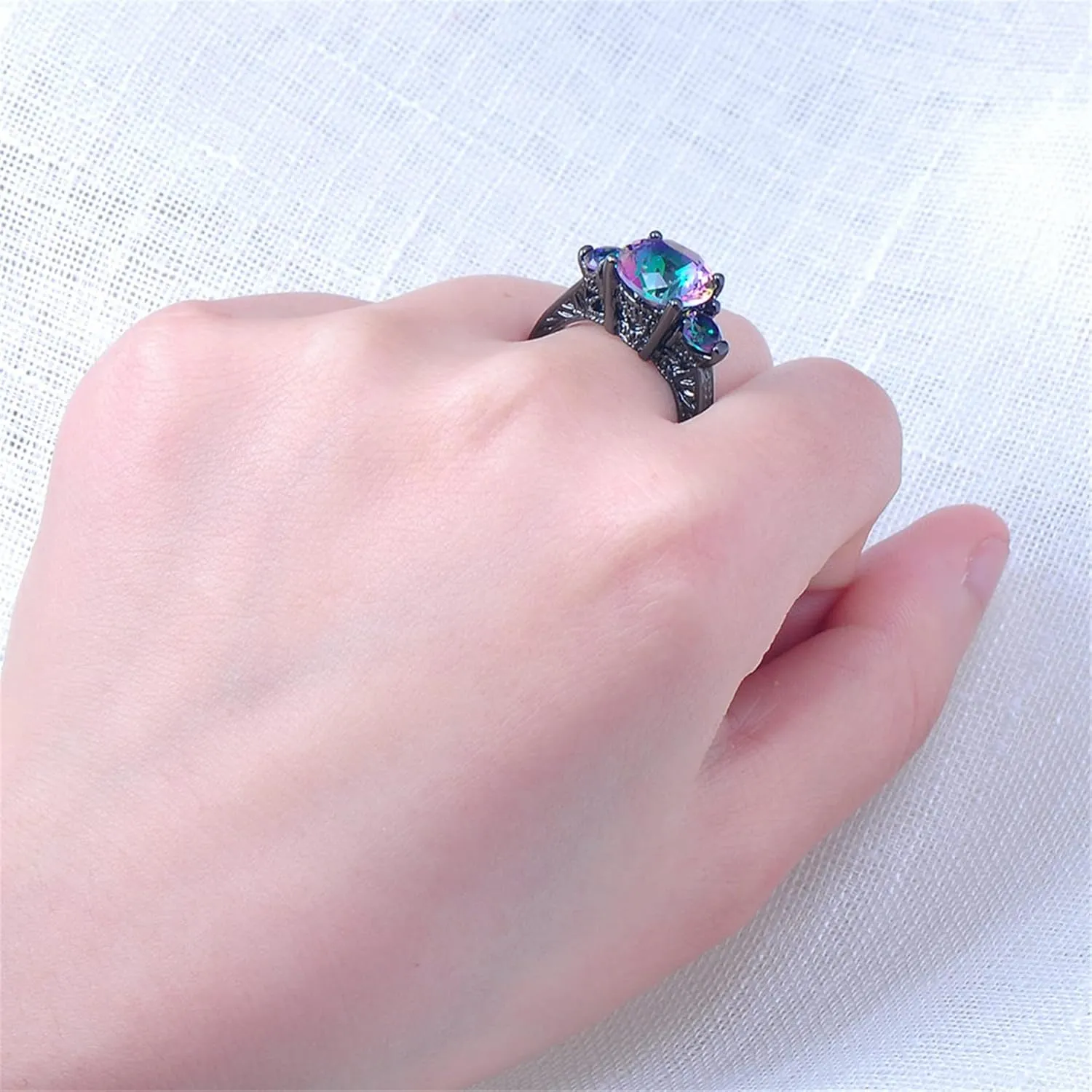 Art Deco Round Cut Wedding Engagement Ring 925 Silver Round Cubic Zirconia Solitaire Design Fashion Ring for Women