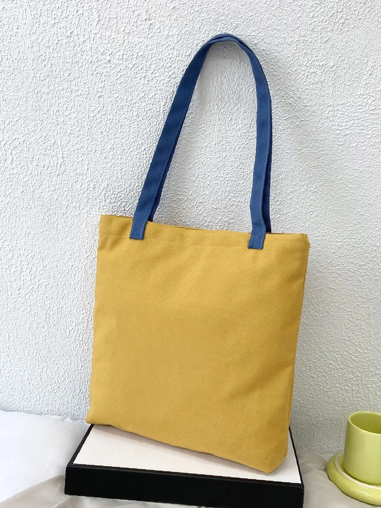 binfenxie - Cartoon Graphic Shopper Bag  - Women Tote Bags