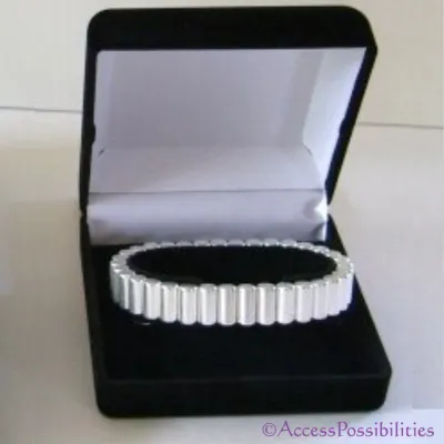 Black Velvet Bracelet Box