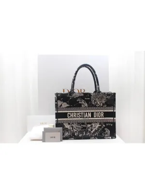 Book Tote Zodiac Black Medium M1296ZRHZ M06E