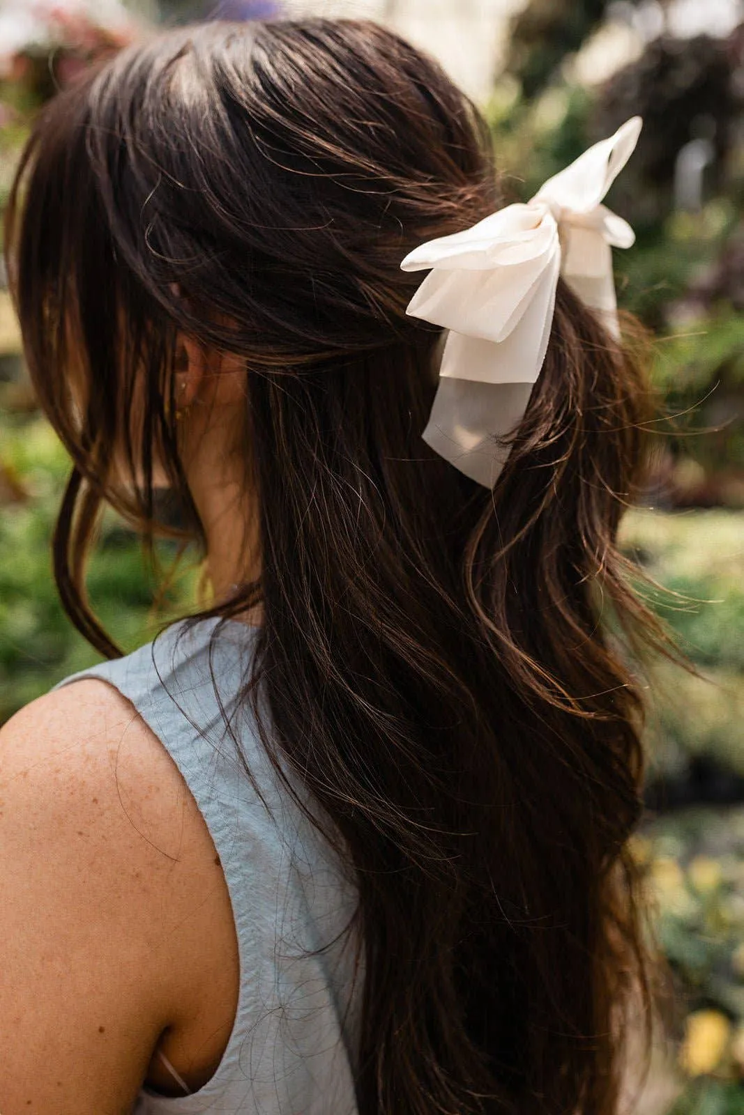 Chiquita Sheer Bow Banana Claw Clip