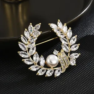 Copper Inlaid Cubic Zirconia Imitation Pearl Leaf Brooch Women