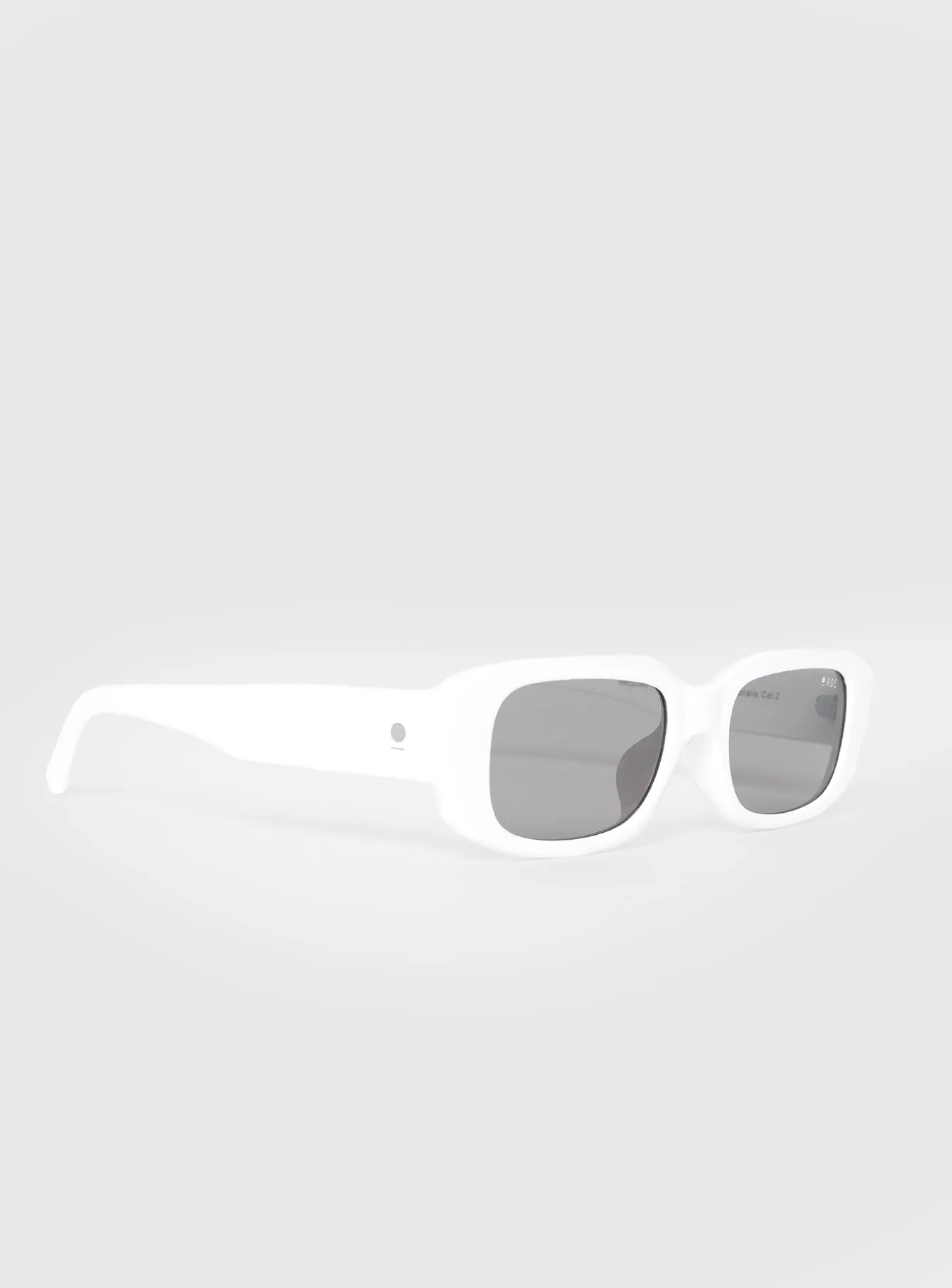 Creeper Sunglasses White / Smoke