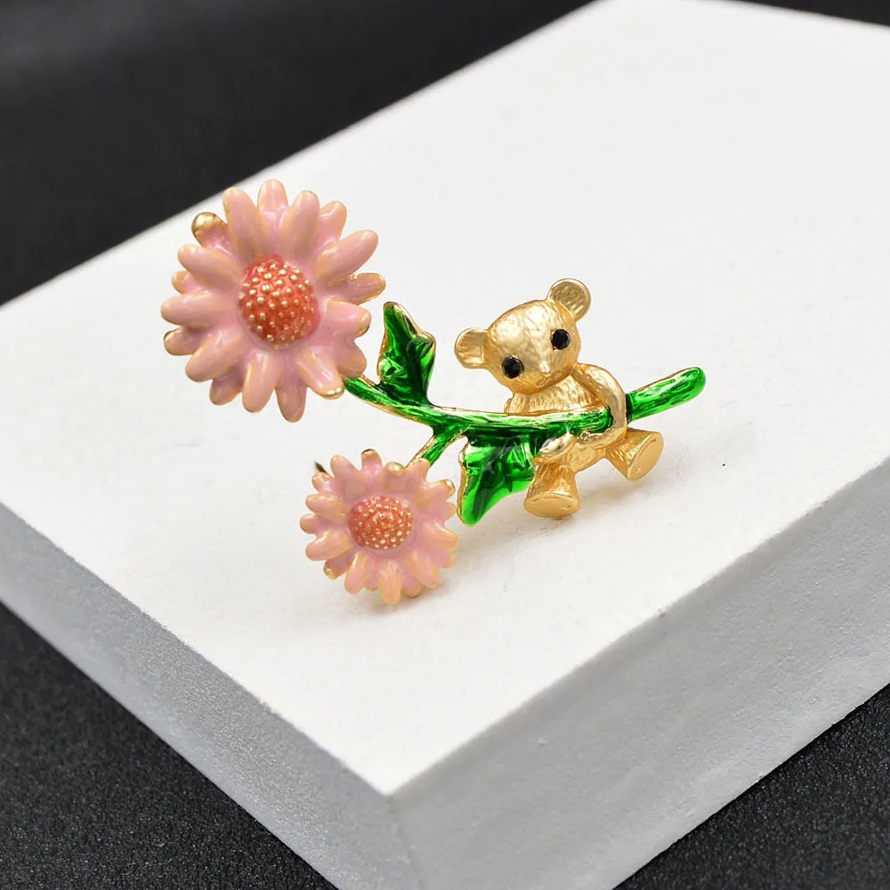 Cute Bear Swing Brooch Kitty Pin Animal Fashion Jewelry