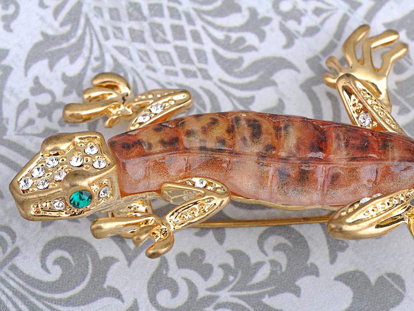 Fun Crawl Gecko Acry Bodied Critter Pin Brooch
