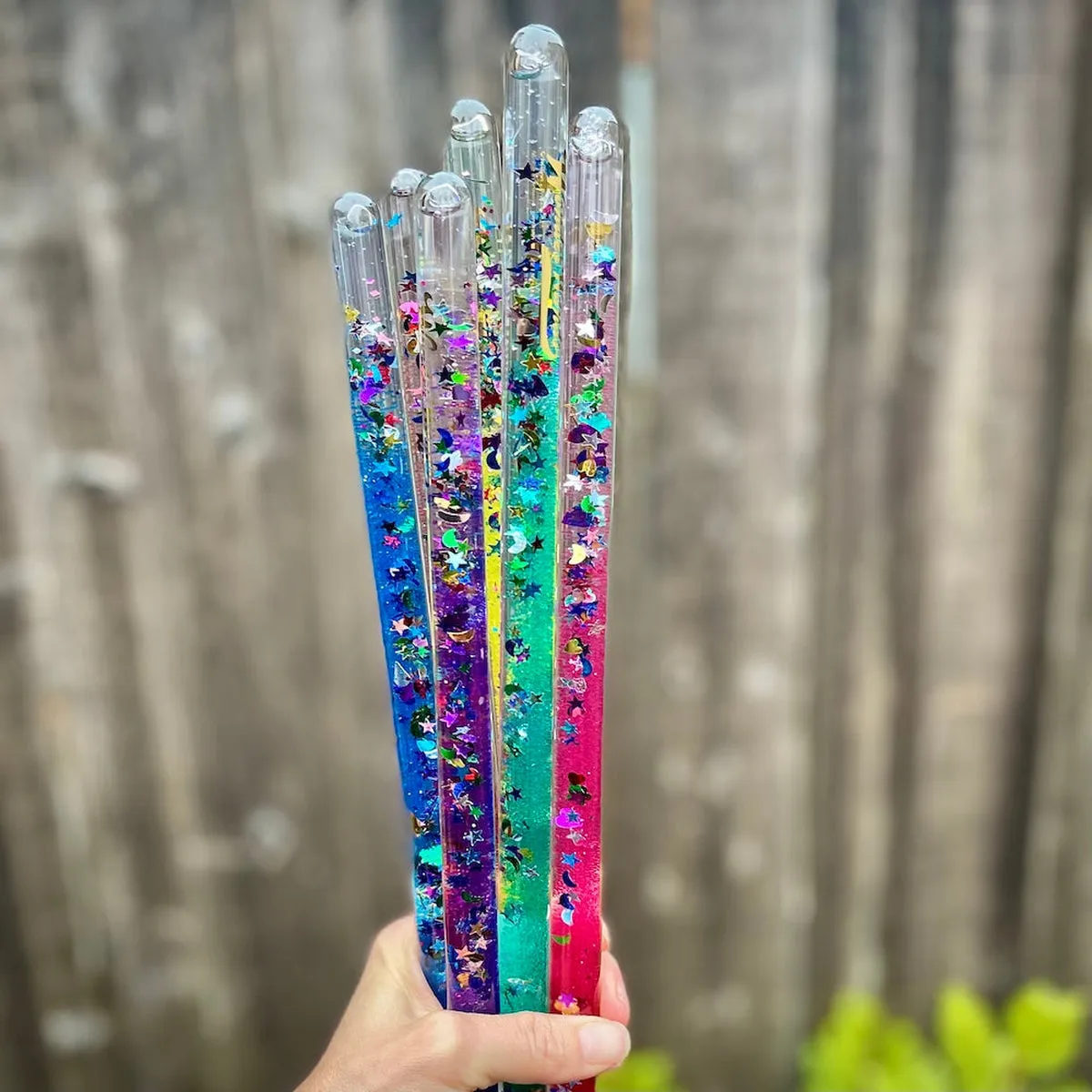 glitter wonder wand