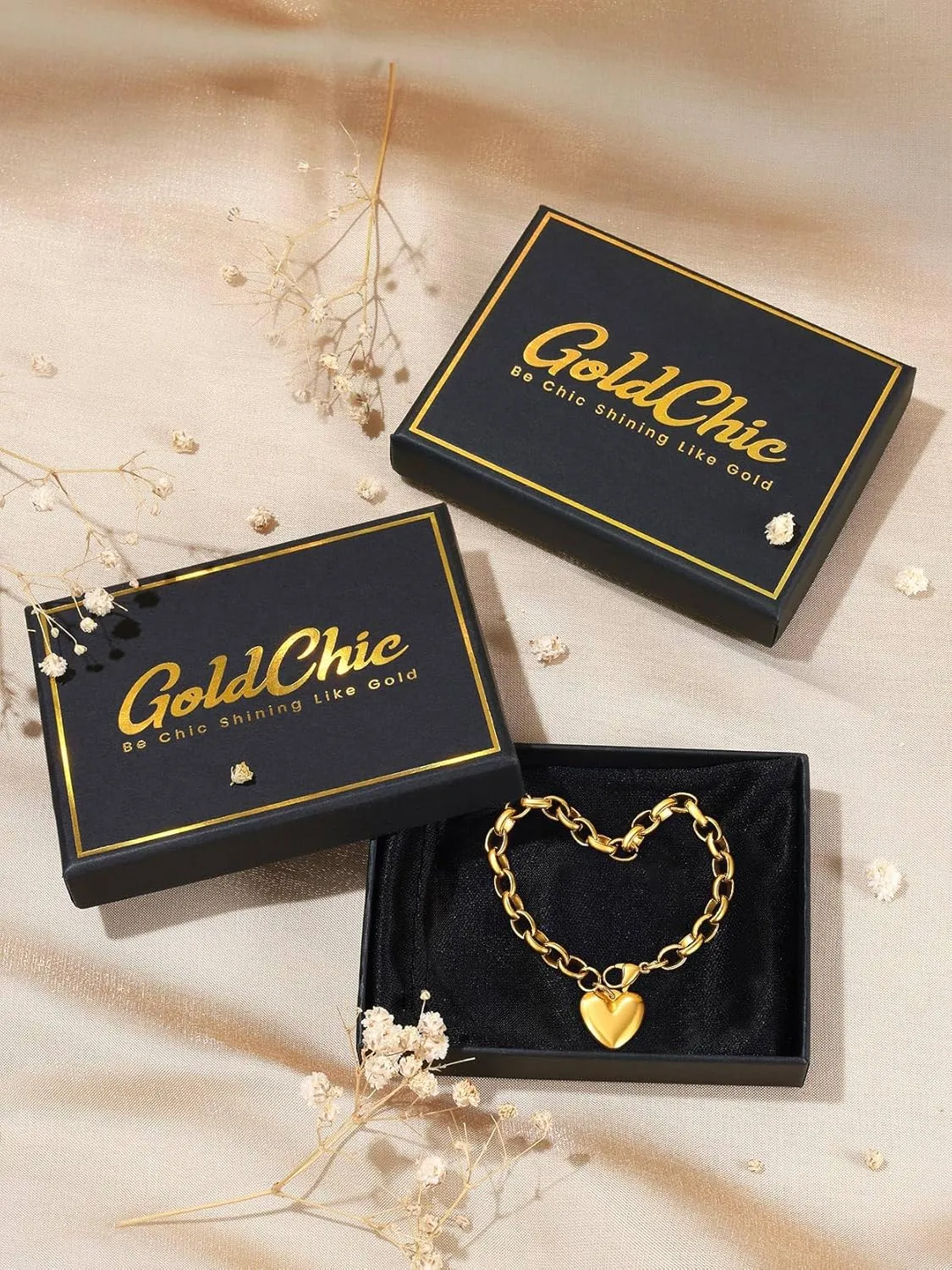 GOLDCHIC JEWELRY Heart Charm Bracelet Adjustable For Women, Stainless Steel Initial Cable Link Letters Mother Daughter Bracelets Jewelry Gifts for Mom (With Box)