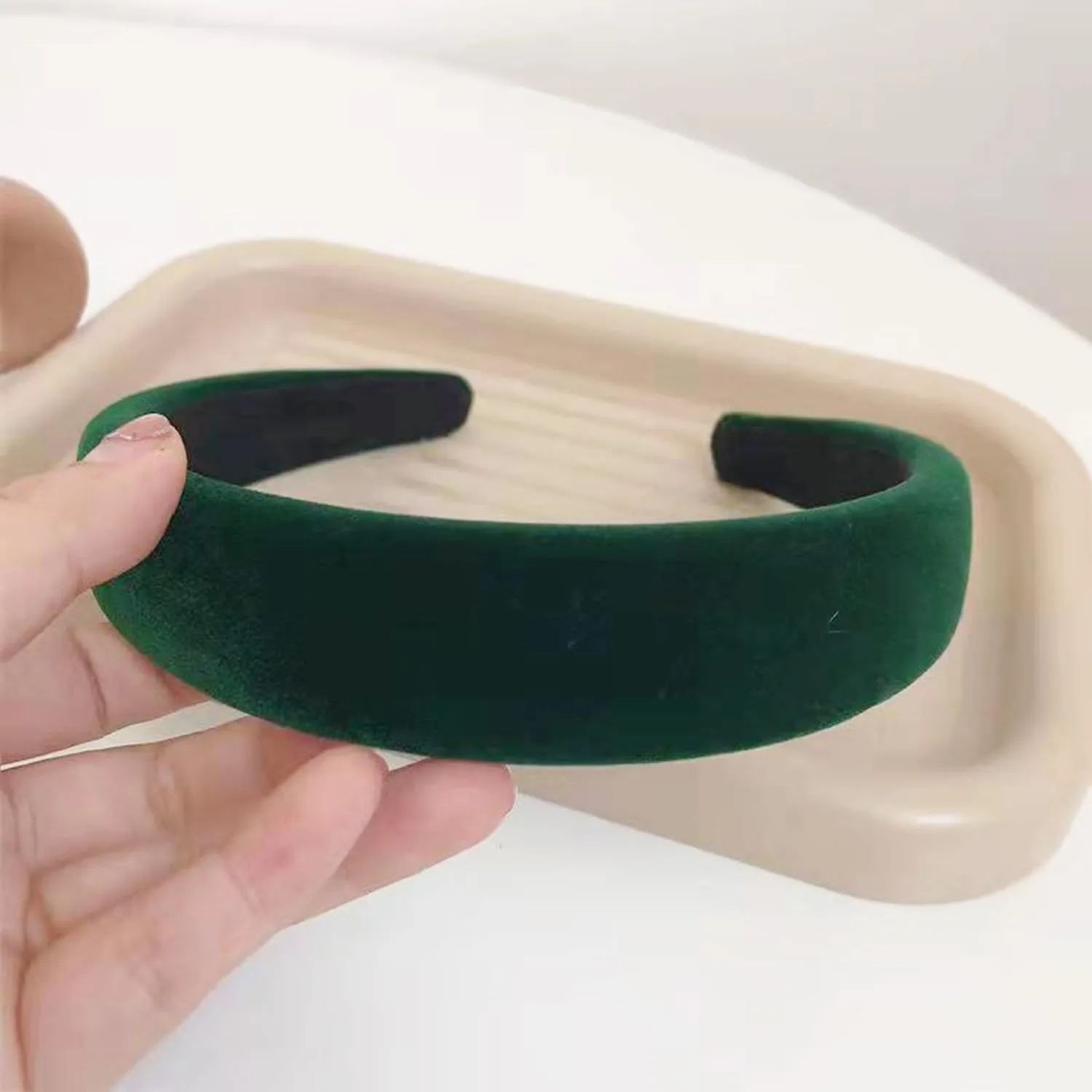 Green Velvet Padded Headbands for Women Fashion Non slip Comfortable Head Bands for Women (Green, one size)
