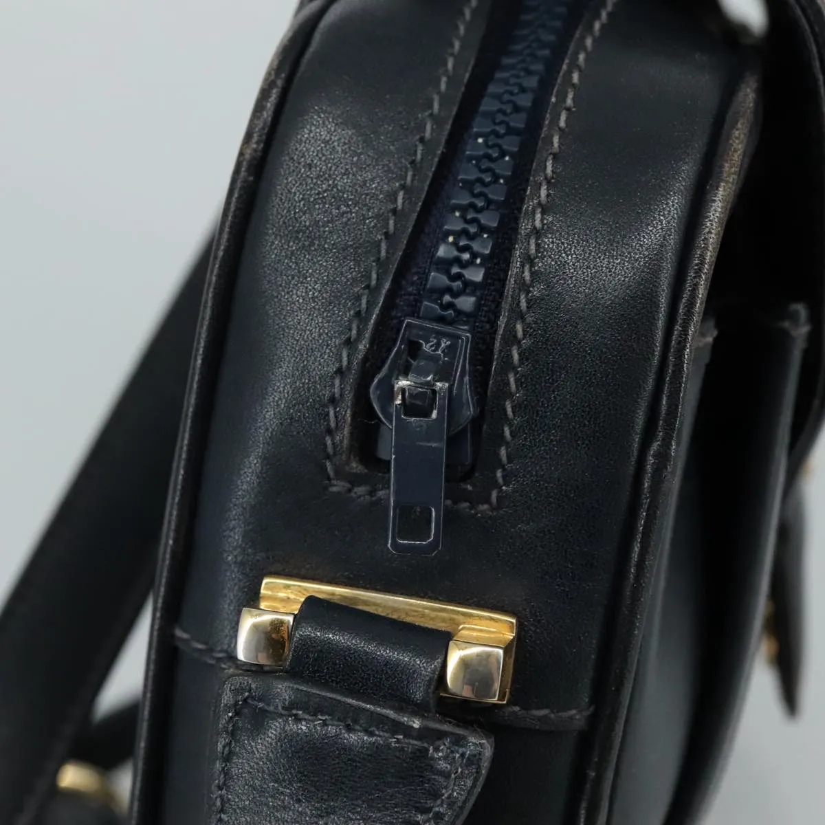 GUCCI Shoulder Bag Leather Navy Gold fm4236