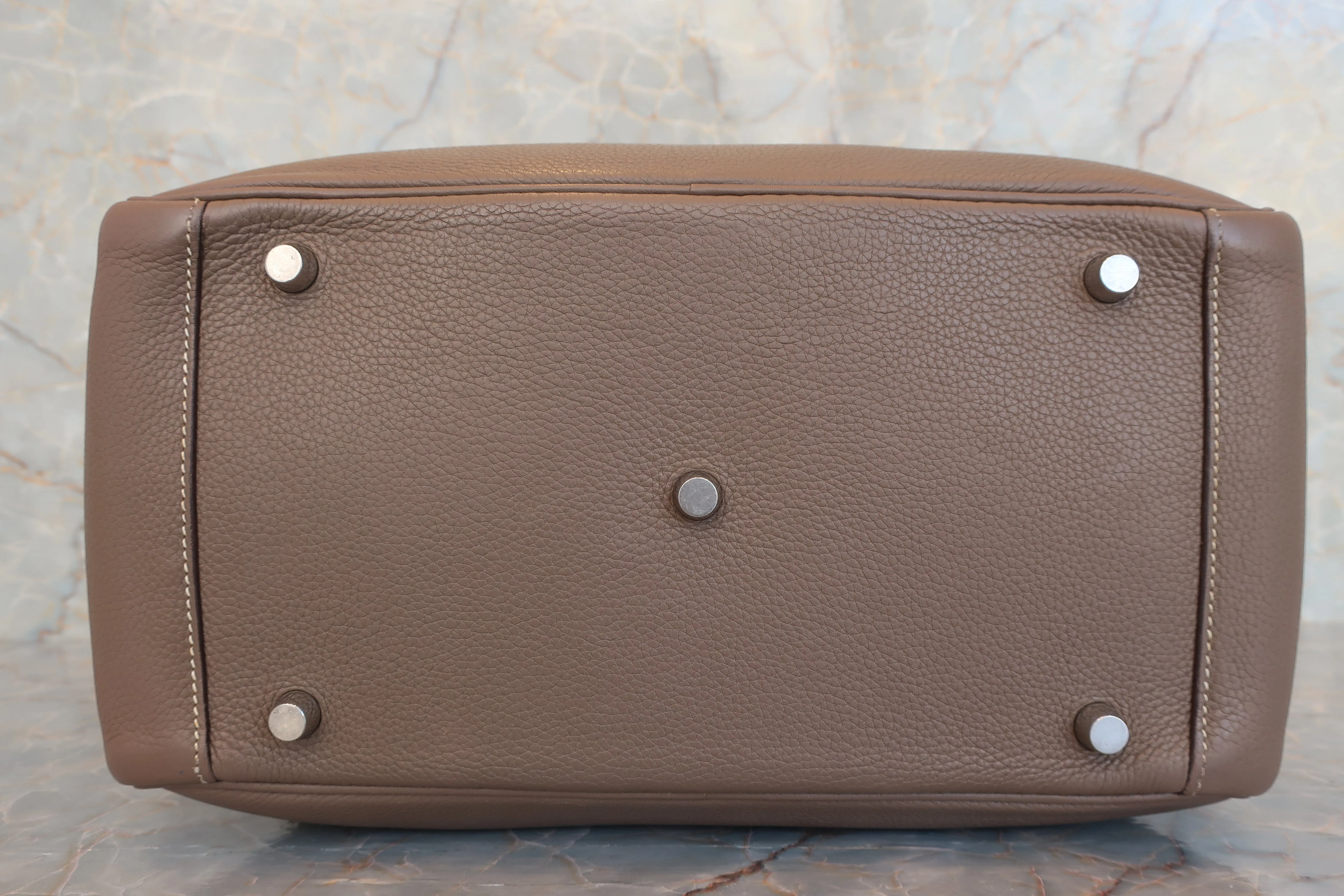 HERMES／エルメス リンディ30 トリヨンクレマンス エトゥープ □L刻印 ショルダーバッグ 700010097