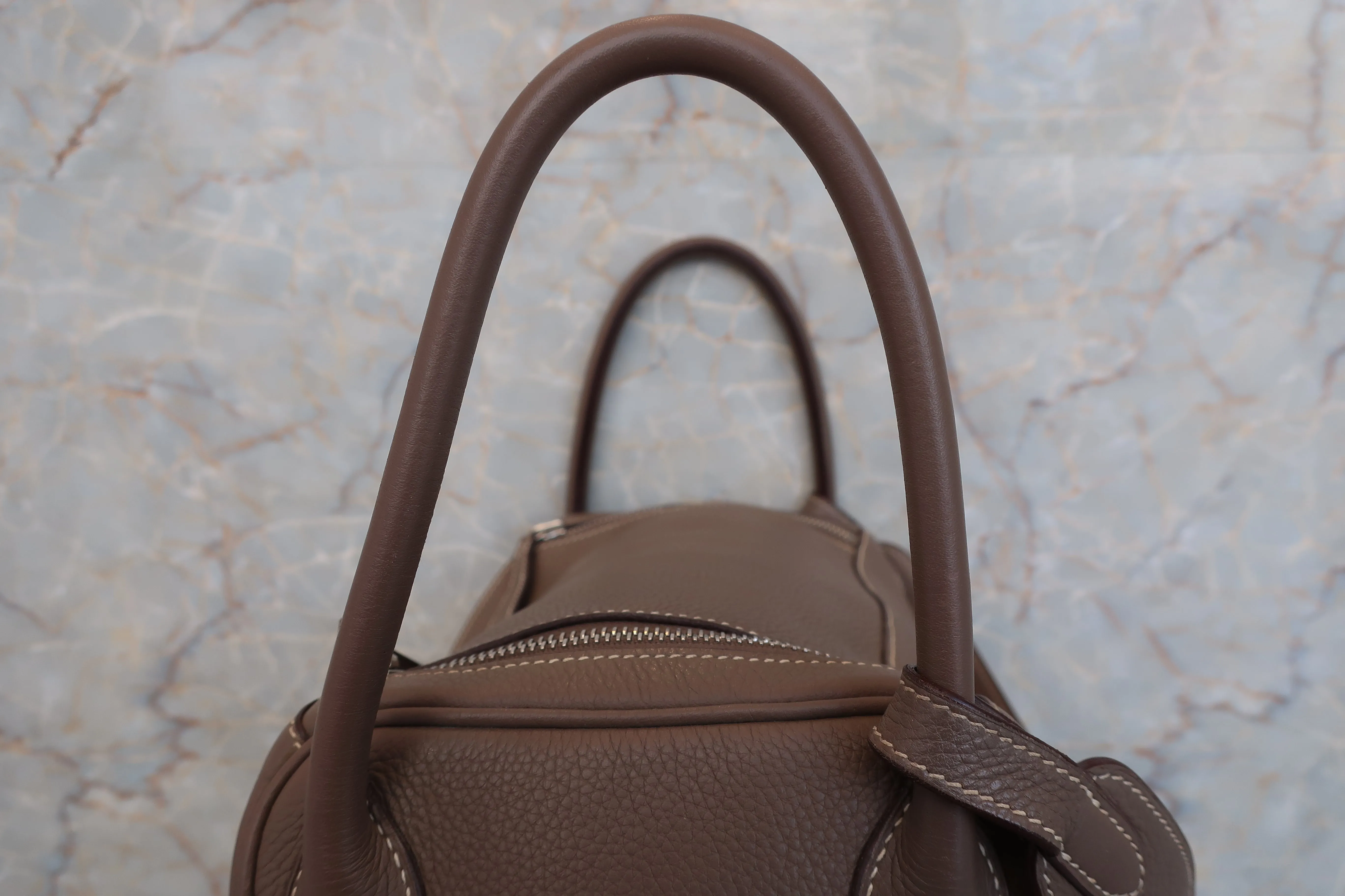 HERMES／エルメス リンディ30 トリヨンクレマンス エトゥープ □L刻印 ショルダーバッグ 700010097