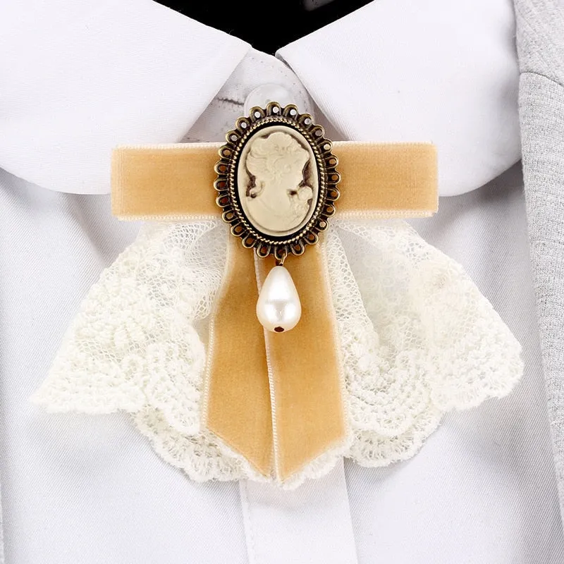 High-end Vintage Bow Brooch Lapel Pin Badge Coat Sweater Ornament Butterfly Brooches