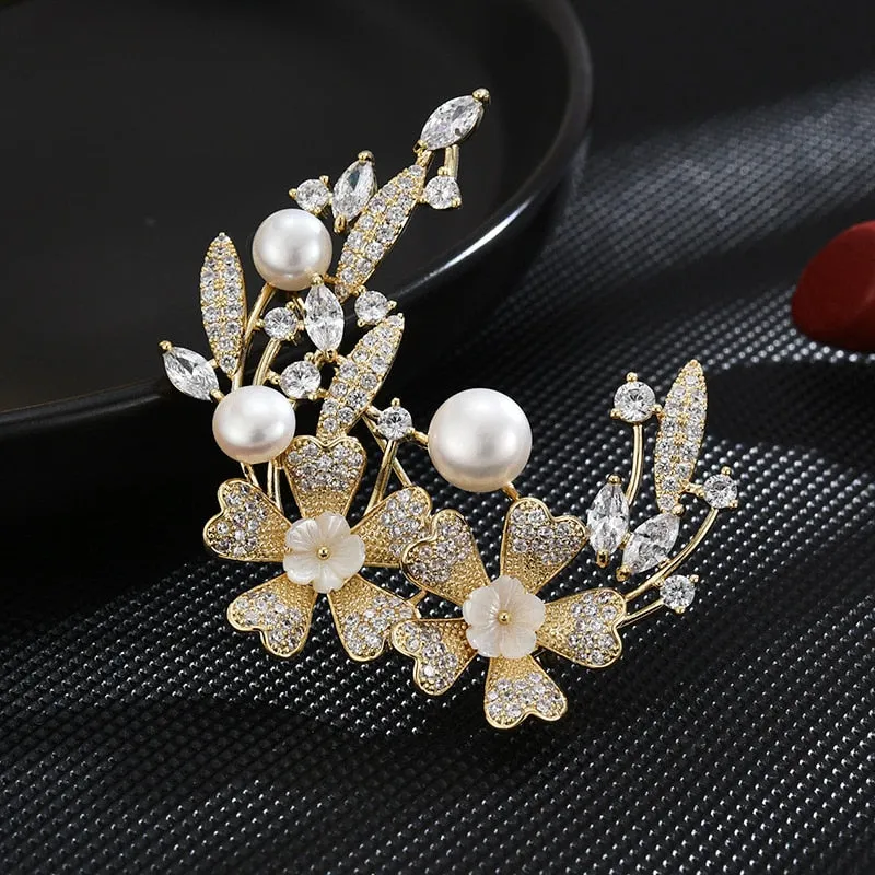 Imitation Pearl Wreath Brooch Suit Coat Pin Elegant Versatile Accessories New Year Gift