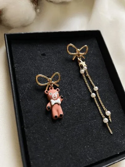 Kawaii - Cartoon earrings | Teddy earrings | Pearl dangle earrings | Mismatched earrings | Kawaii earrings