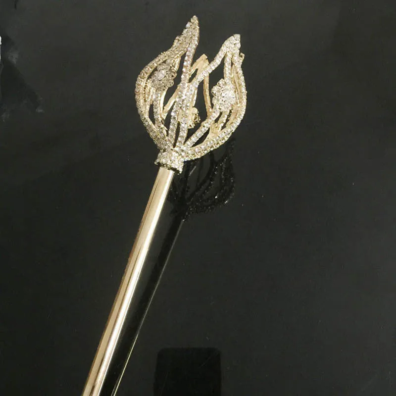 Luxury Women Queen Party Costume Princess Wands