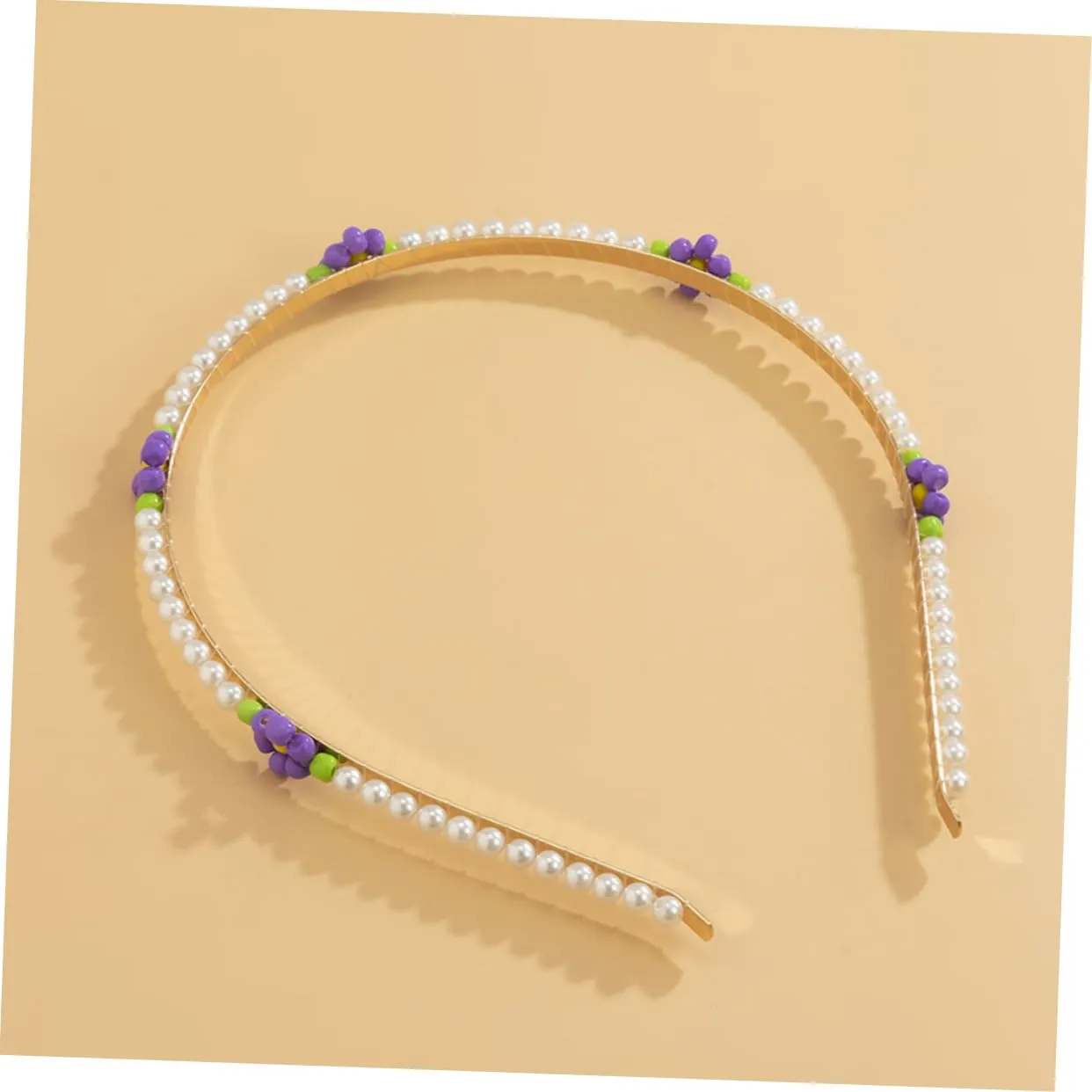 MERRYHAPY Daisy Flower Pearl Headband for Women Bridal Hair Accessory Fashion Metal Headband