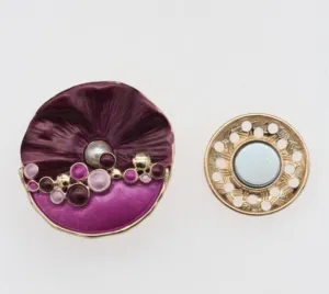 Modern pearl magnetic brooches