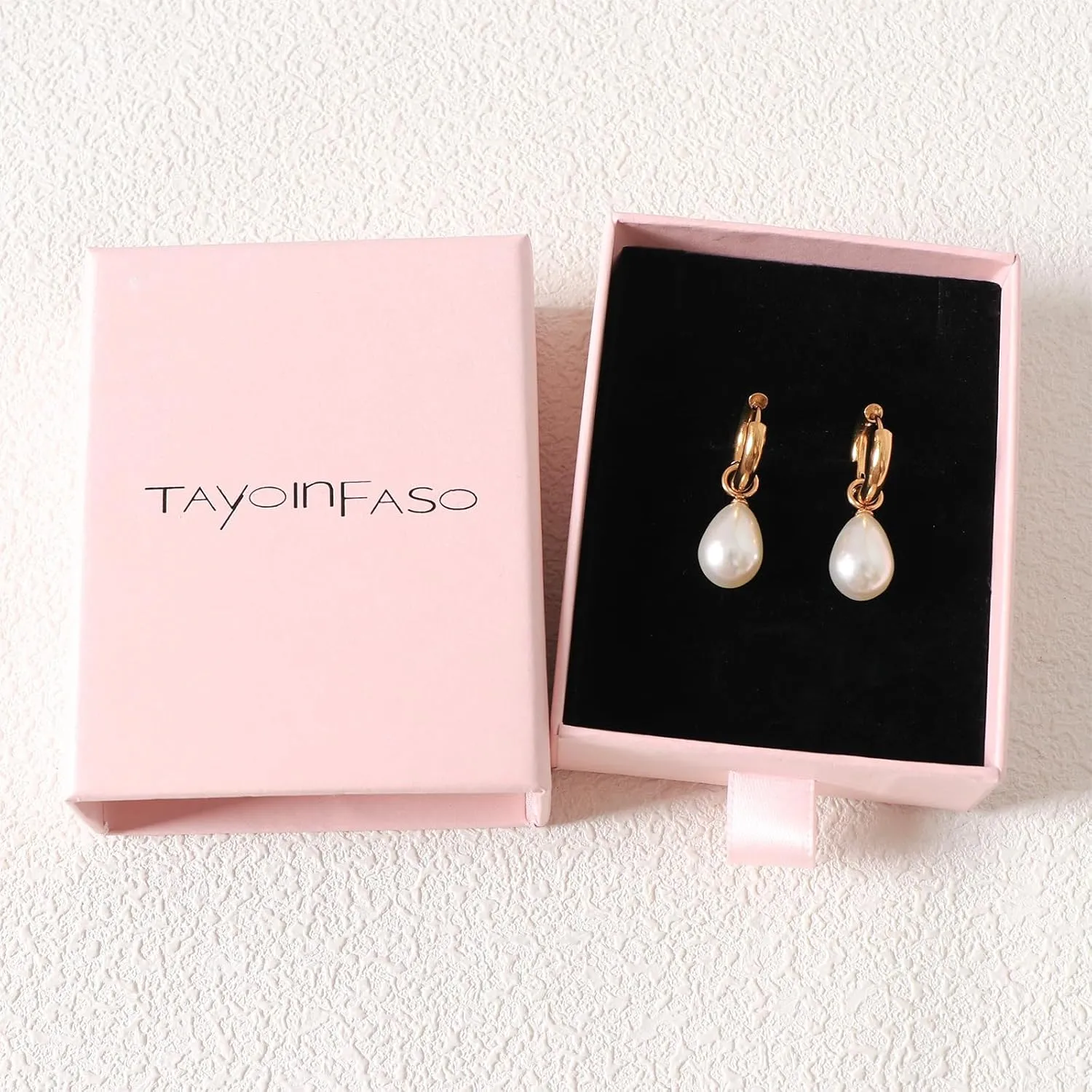 Natural Freshwater Pearl Lever Back Earring for Women 18k Real Gold Plated Huggie Hoop Earring Natural Gemstone Pearl Bead Drop Jewelry Gift for Wife Girlfriend Daughter