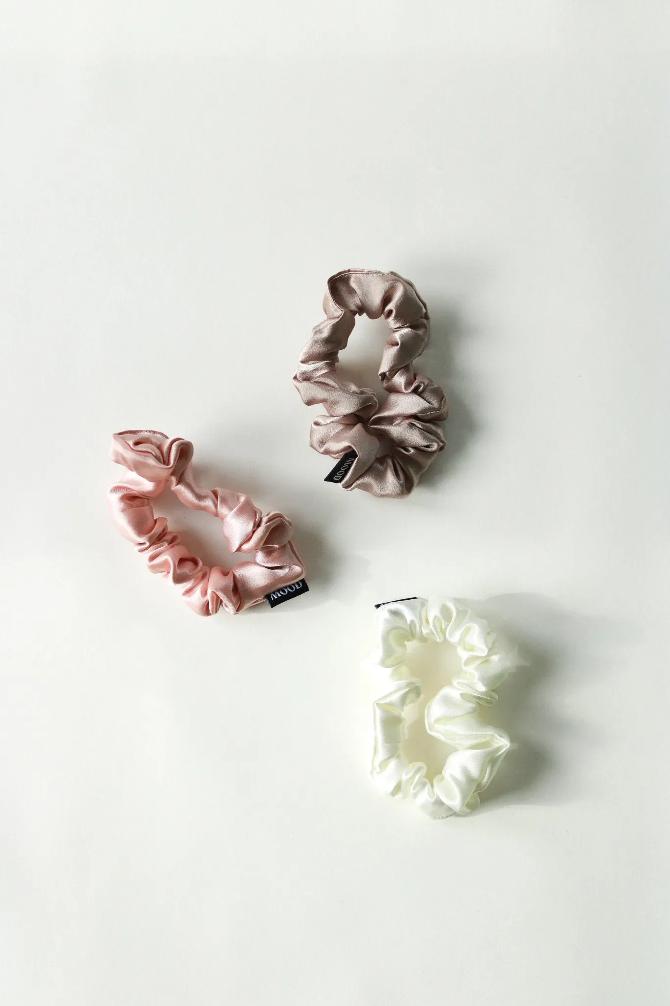 Nude Mini Mood Scrunchie Trio