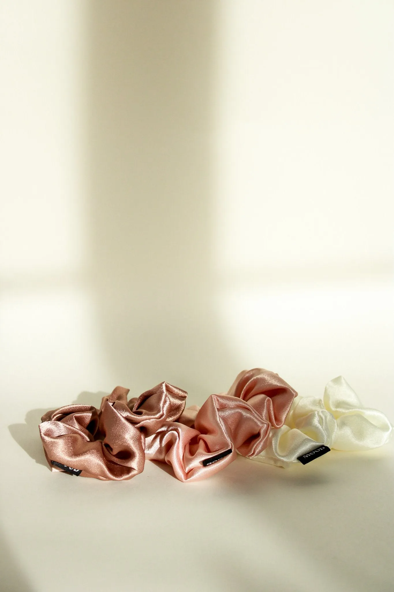 Nude Mood Scrunchie Trio