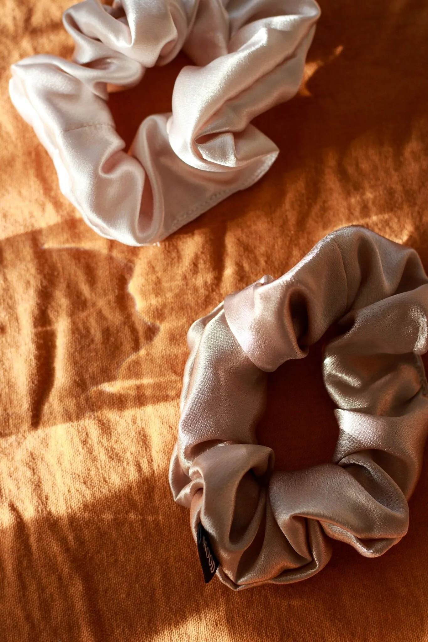 Nude Mood Scrunchie Trio
