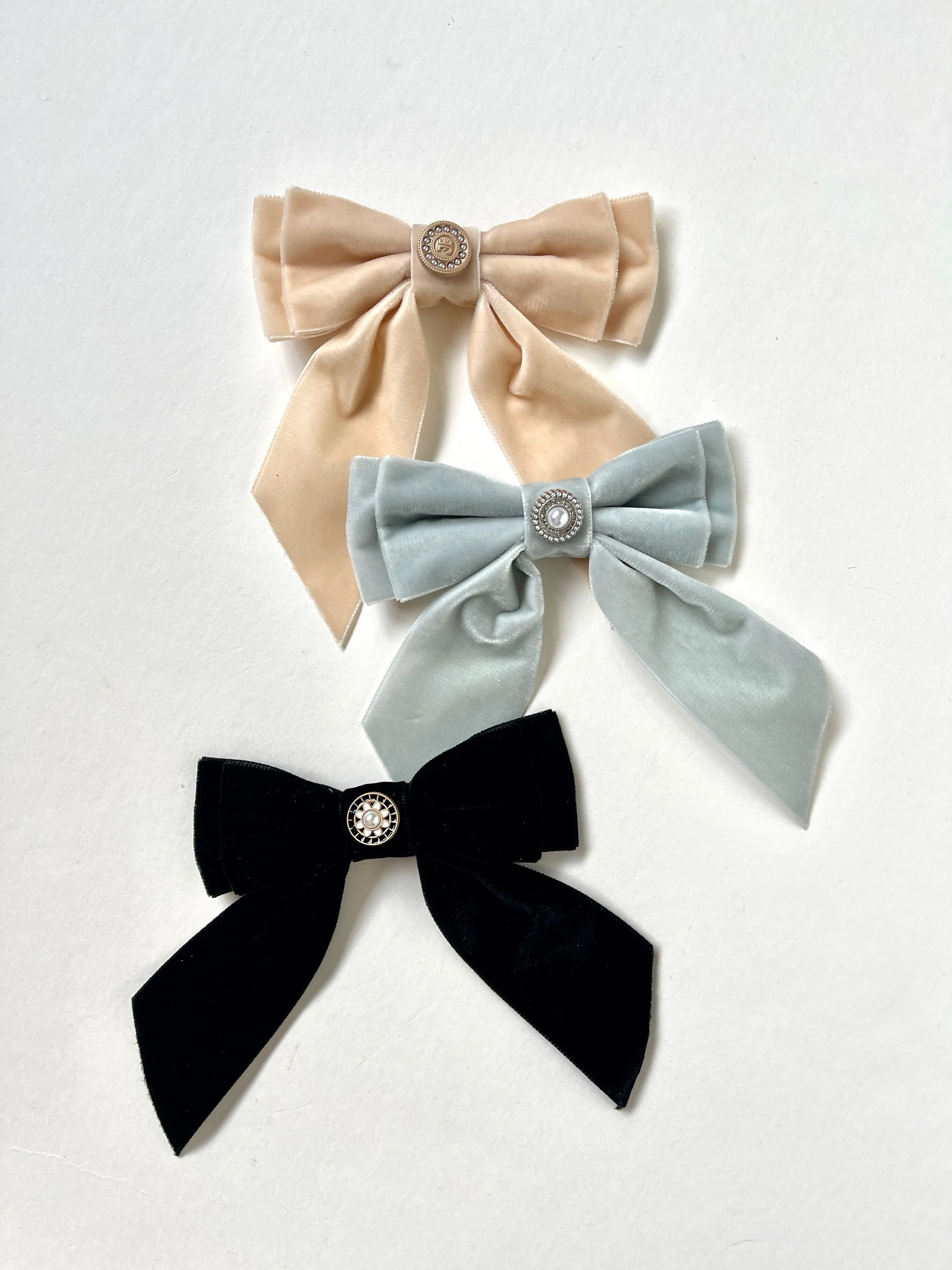 Parisienne Chic Bow | Oversize Velvet Short Bow | Classic Sophistication | Luxury Designer Hair Bow | Made to Order
