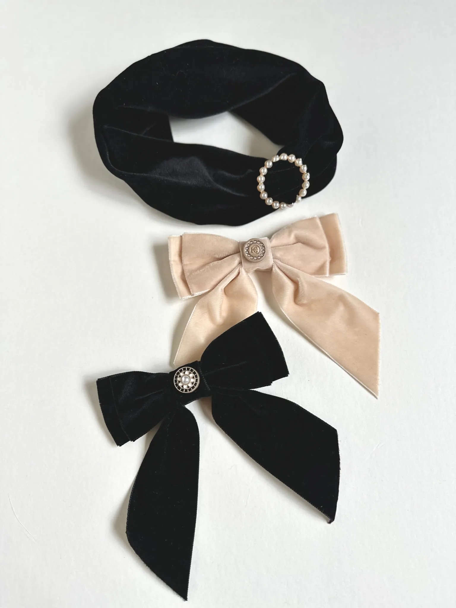 Parisienne Chic Bow | Oversize Velvet Short Bow | Classic Sophistication | Luxury Designer Hair Bow | Made to Order