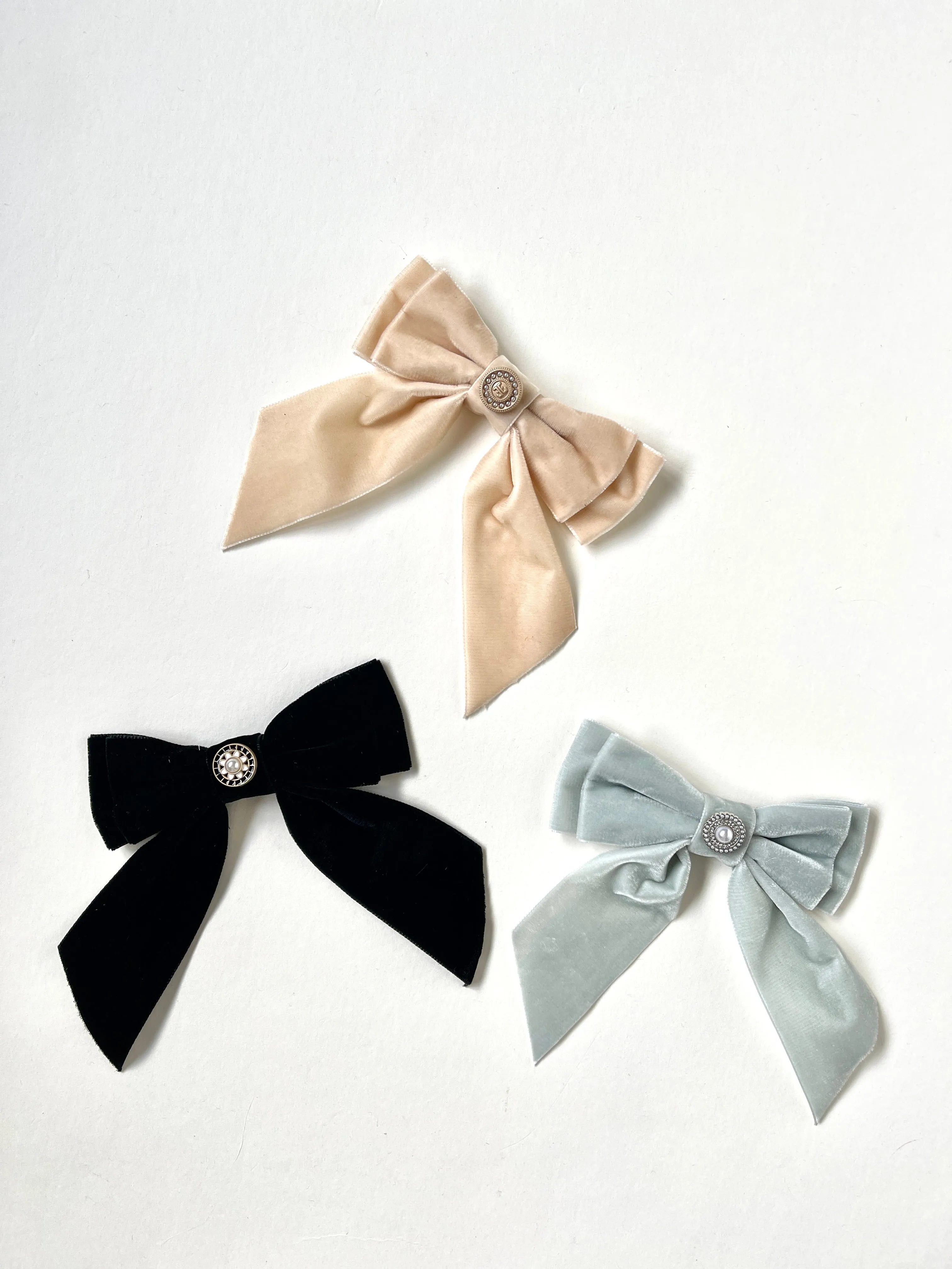 Parisienne Chic Bow | Oversize Velvet Short Bow | Classic Sophistication | Luxury Designer Hair Bow | Made to Order