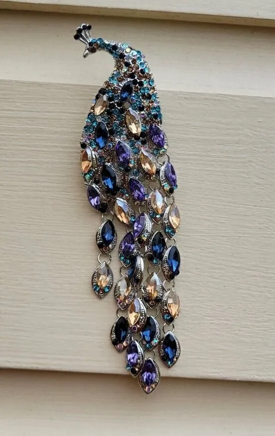 Peacock designer brooch vintage look silver plated celebrity broach pin k42