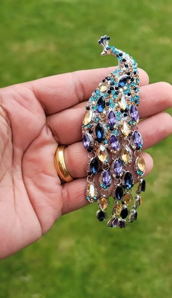 Peacock designer brooch vintage look silver plated celebrity broach pin k42