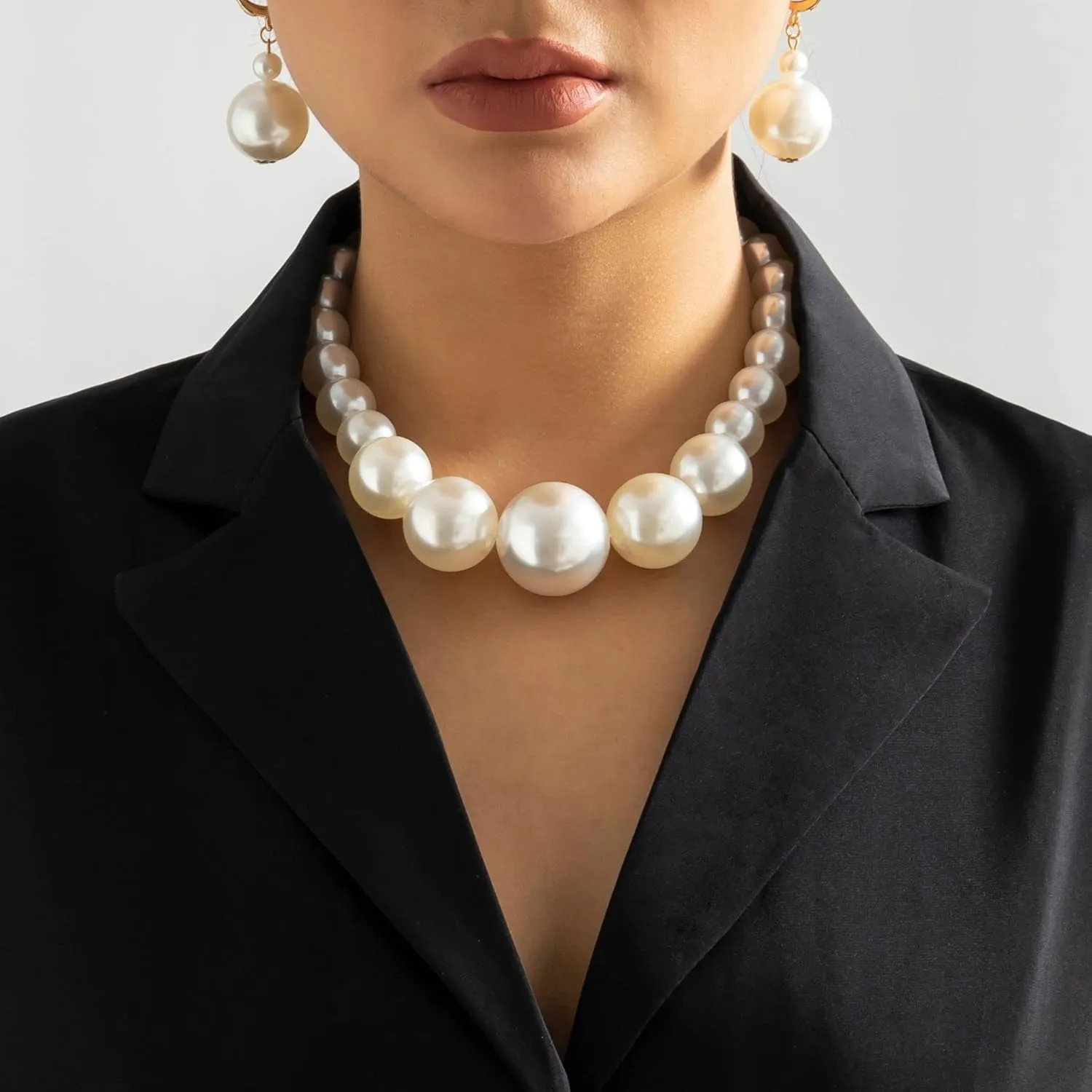 Pearl Jewelry Set Chunky Pearl Necklaces for Women Dainty Gold Jewelry Set Pearl Necklace and Earring Set Pearl Necklace Set Wedding Jewelry Set for Bride