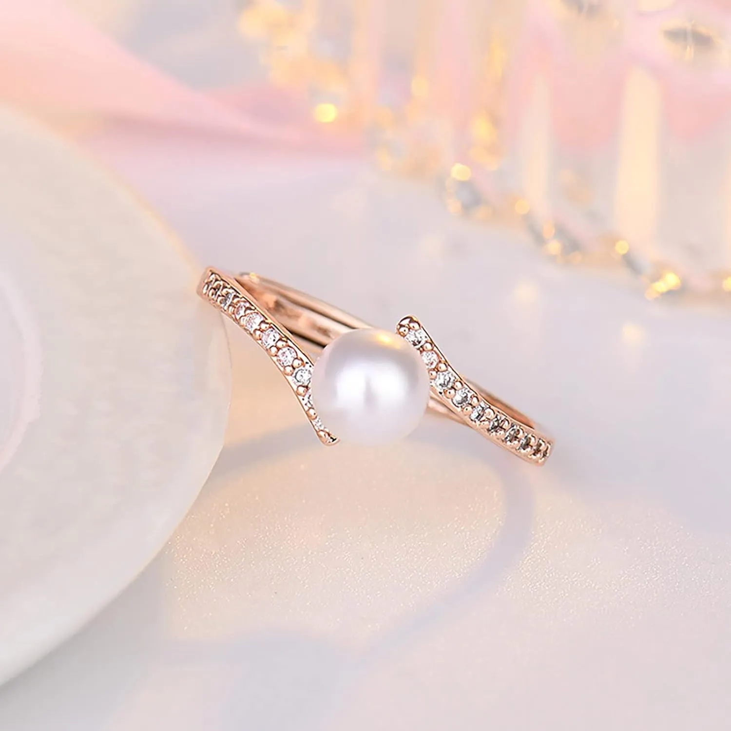 Pearl Ring for Women Inlaid Zircon Minimalist Design Anniversary Ring Elegant Jewelry (Rose Gold, One Size)