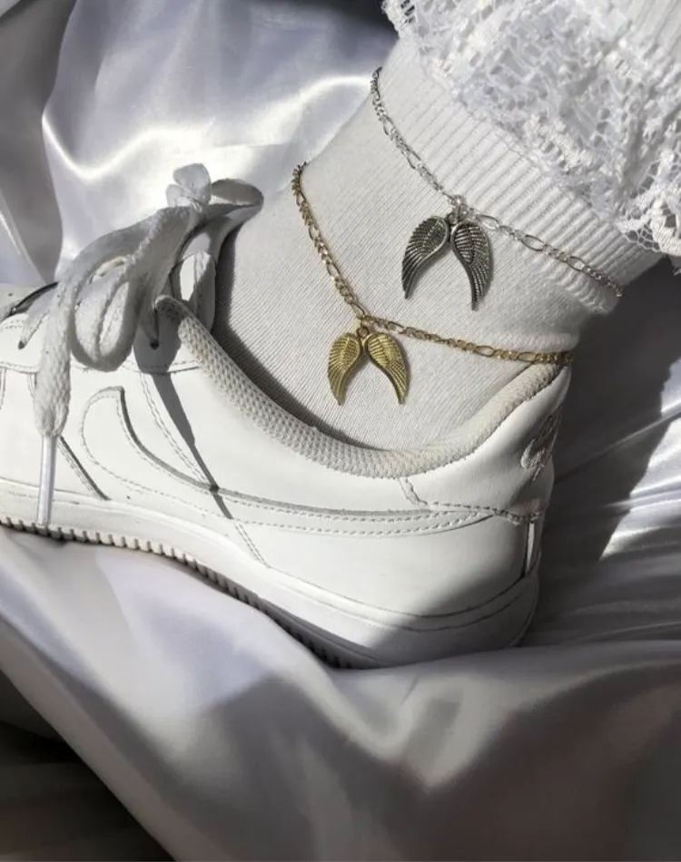 Pendant anklets