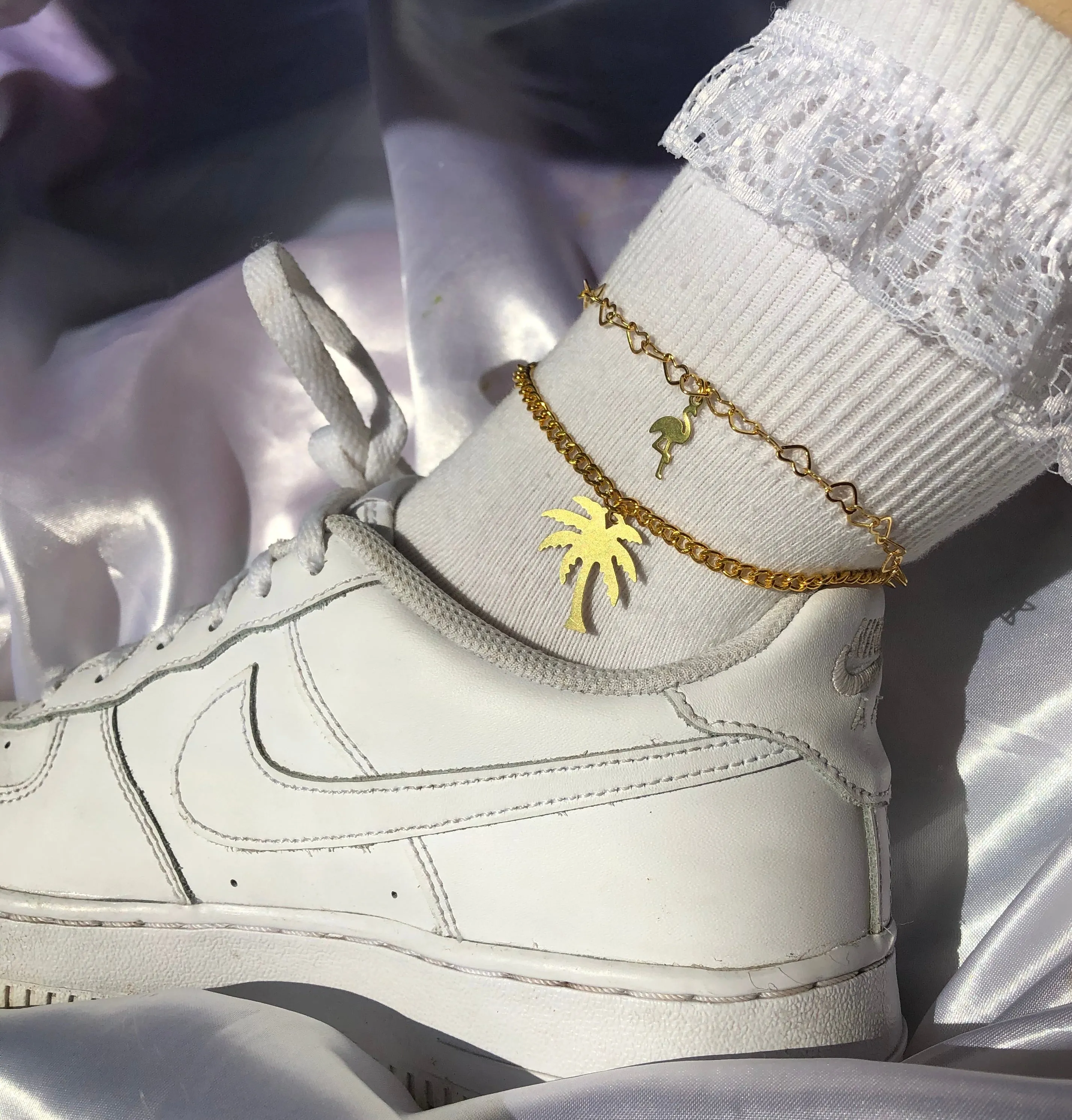 Pendant anklets