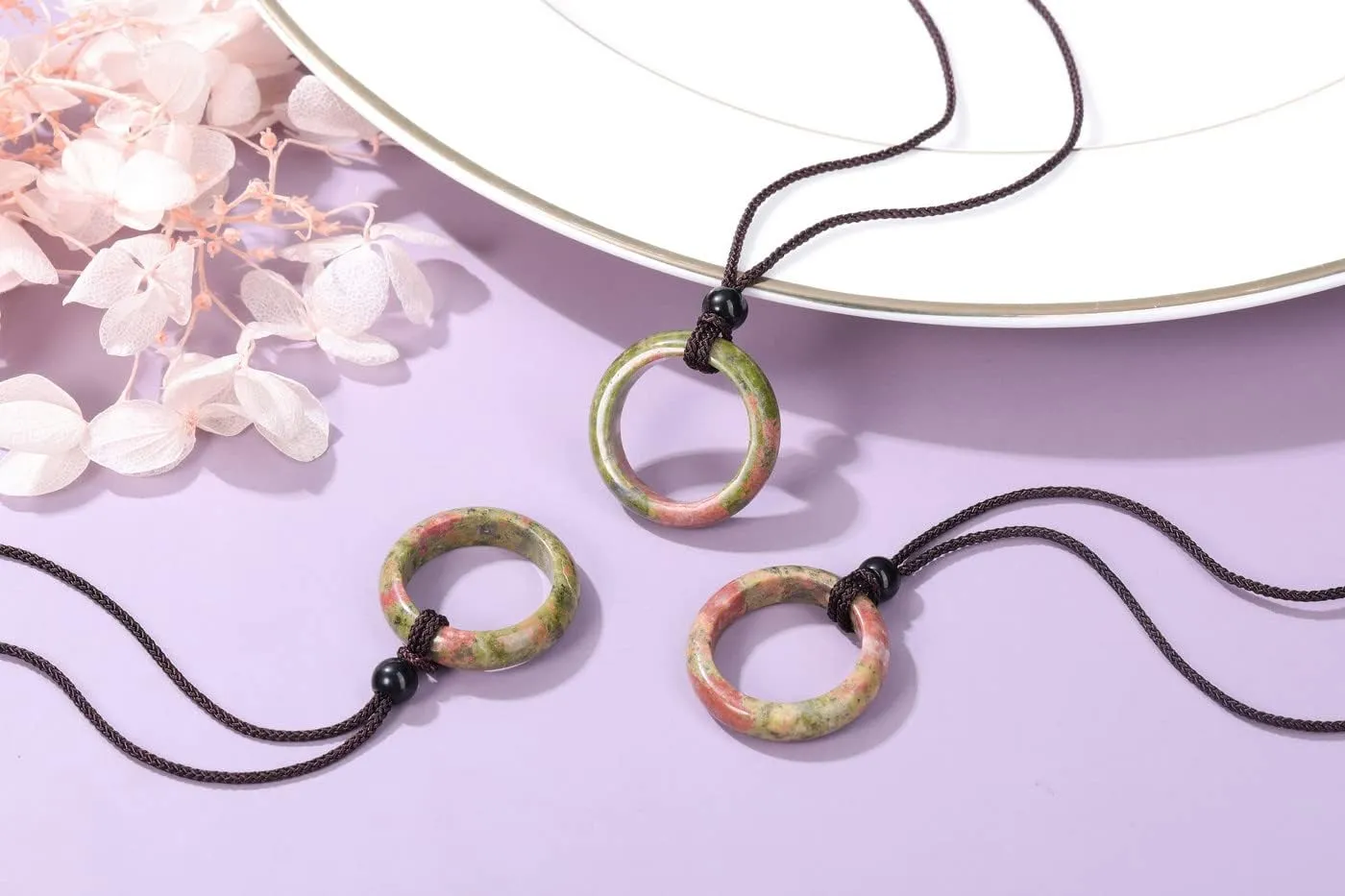 PESOENTH Healing Crystal Pendant Necklace Women Natural Purple Amethyst Crystals Gemstones Quartz Round Stone Cord Necklace Adjustable Jewelry Gifts for Men