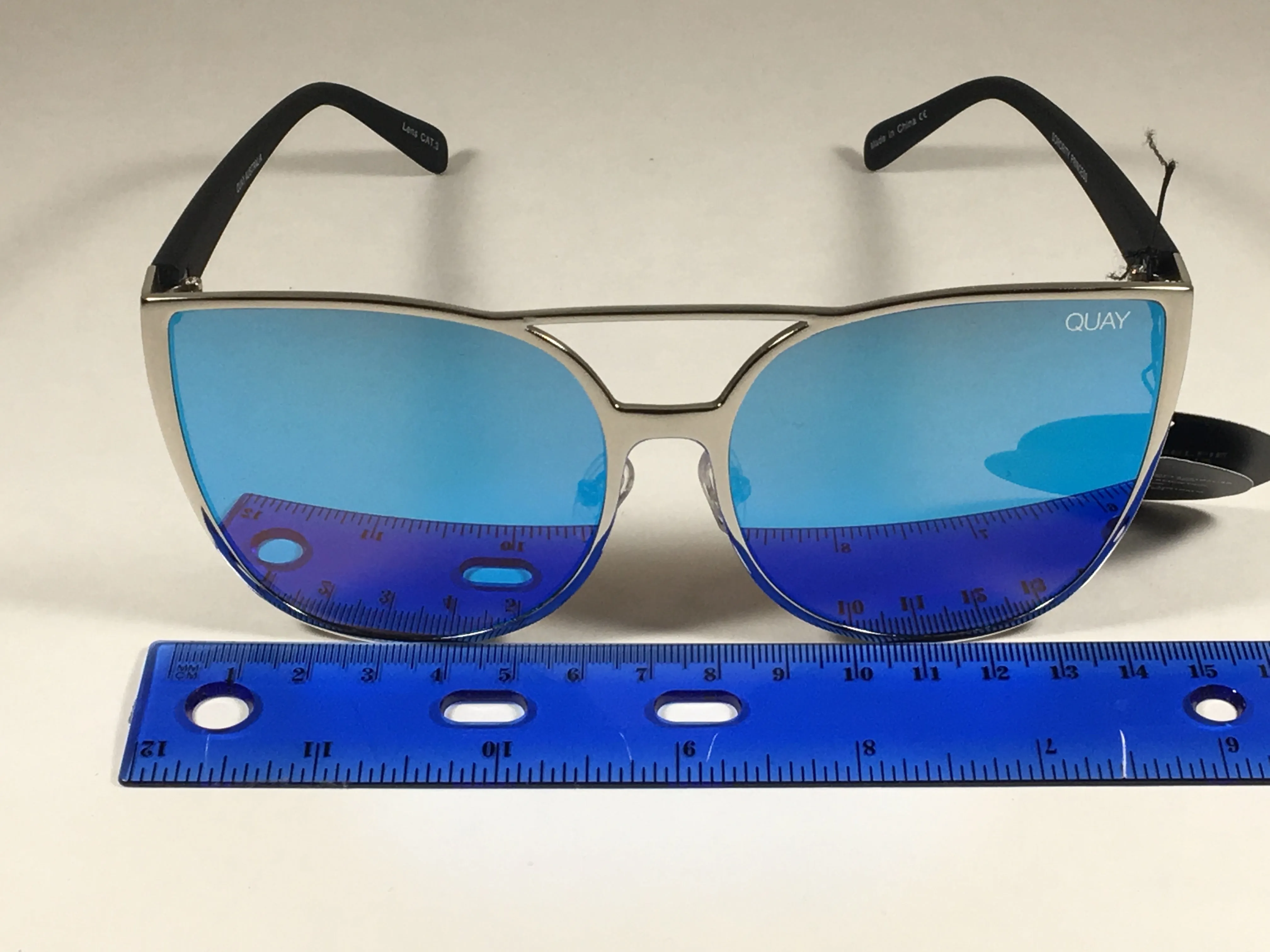 Quay Sorority Princess Sunglasses Large Cat Eye Silver Metal Blue Mirror Lens QW000162 SLV BLUE