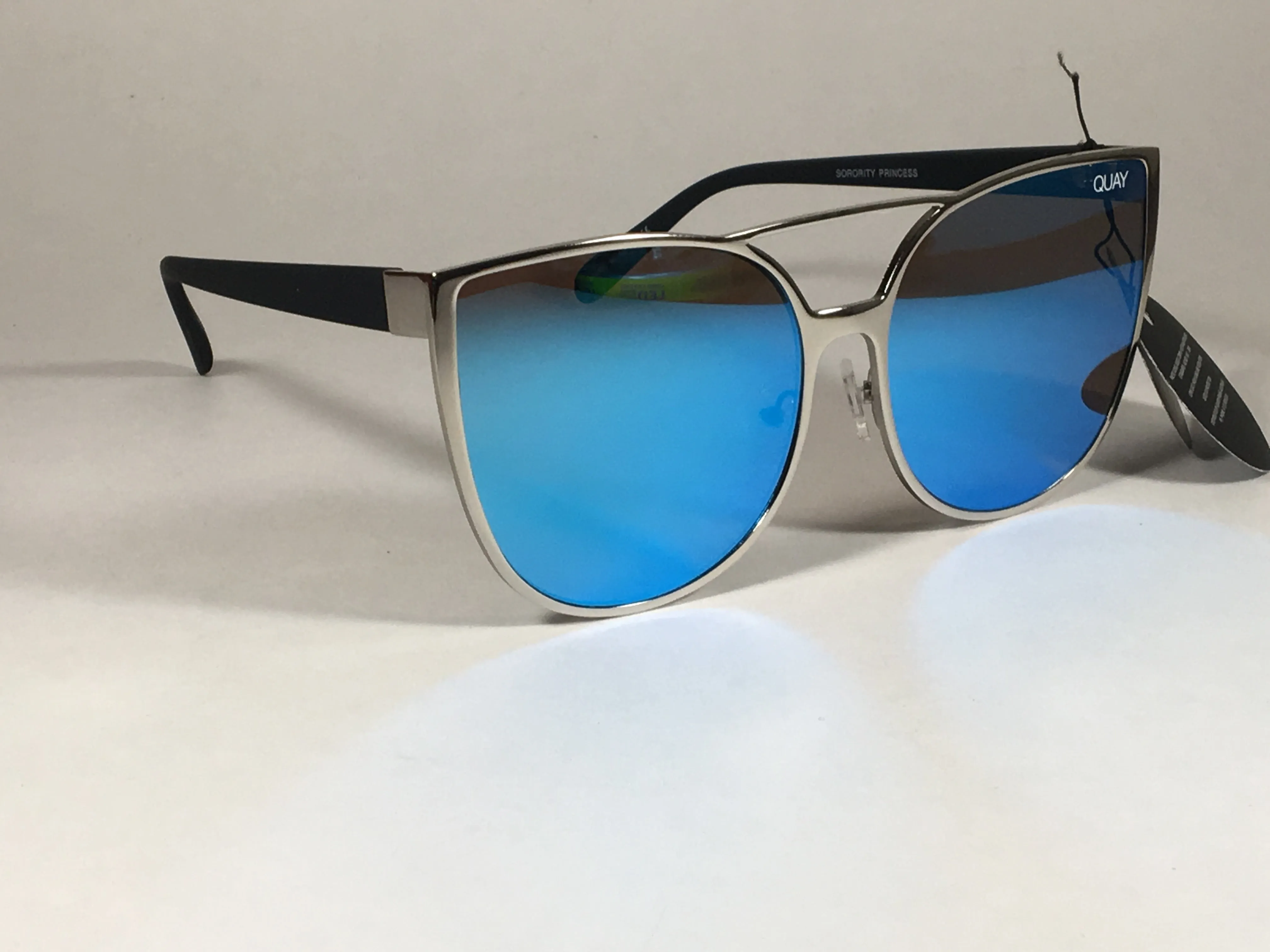 Quay Sorority Princess Sunglasses Large Cat Eye Silver Metal Blue Mirror Lens QW000162 SLV BLUE