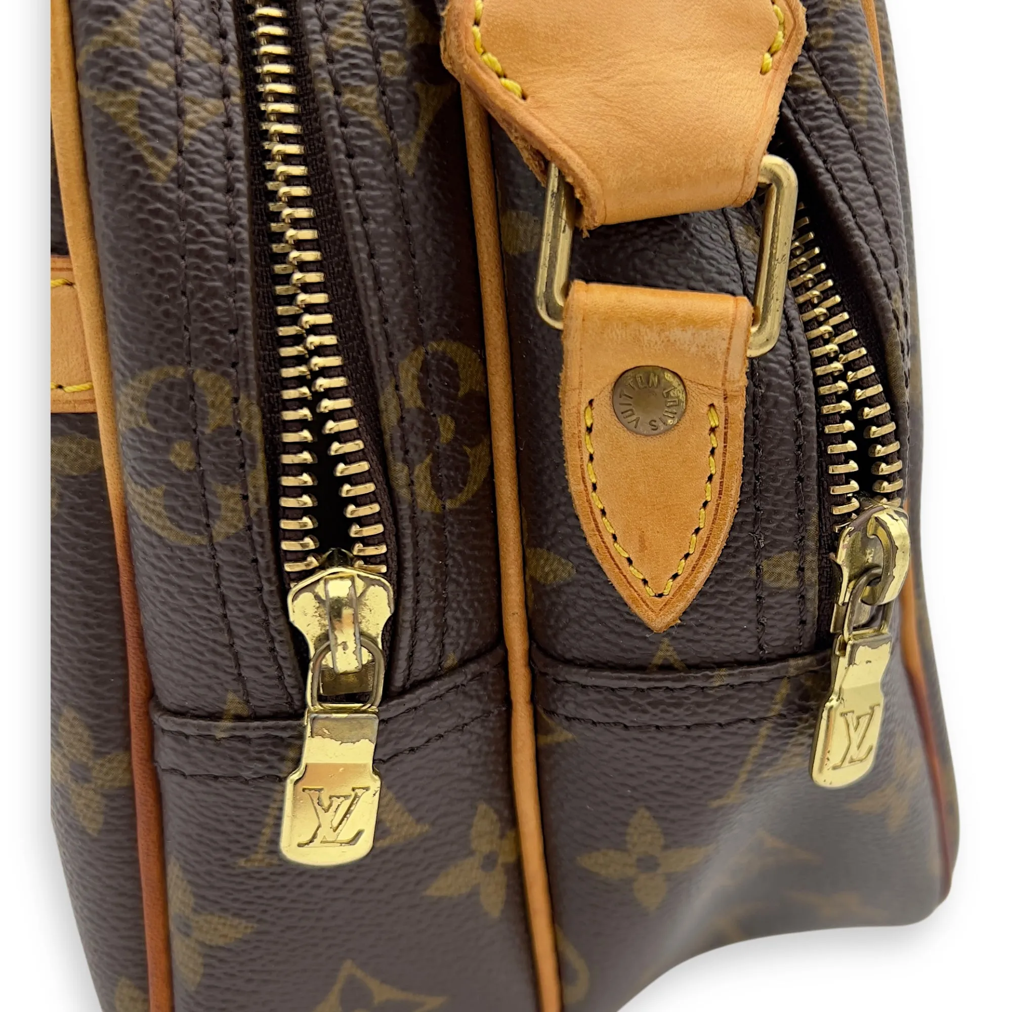 Reporter Messenger Brown in Monogram Coated Canvas, Gold hardware