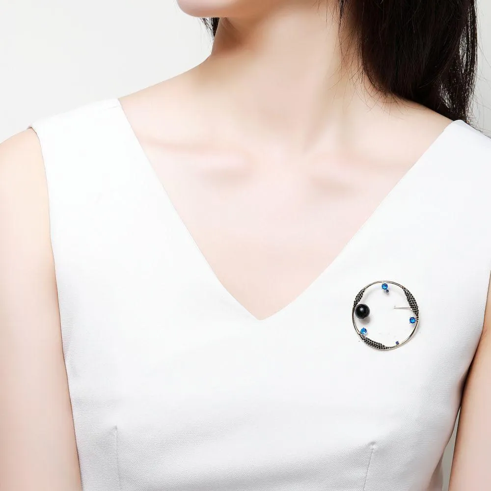 Round Blue Cubic Zirconia Stars and Black Pearl Earth Brooch -KFJB0105