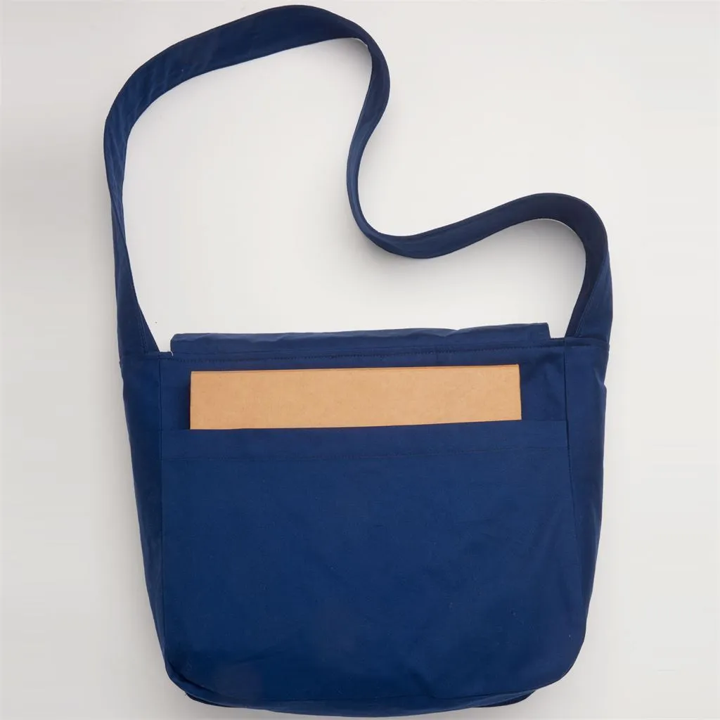 Simplicity Sewing Pattern S9369 Messenger Bags and Laptop Sleeves