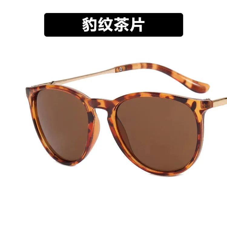 Small Frame Circular Shape Outwear Sunglasses